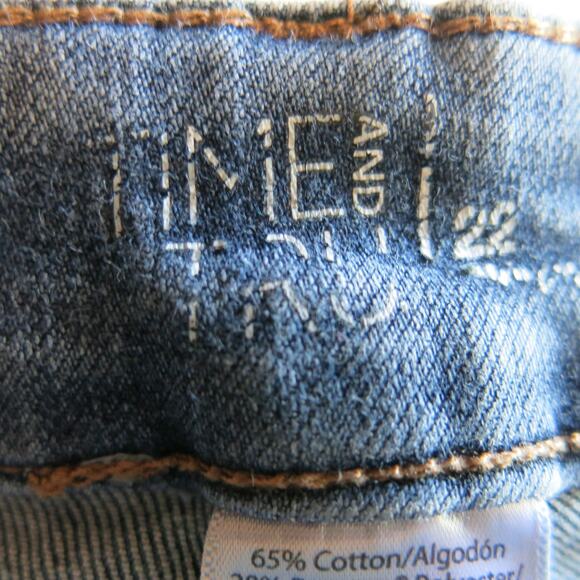 TIME and TRU Ankle Crop Skinny Jeans Size 22 Women Distressed  Blue Plus Casual - Picture 11 of 12